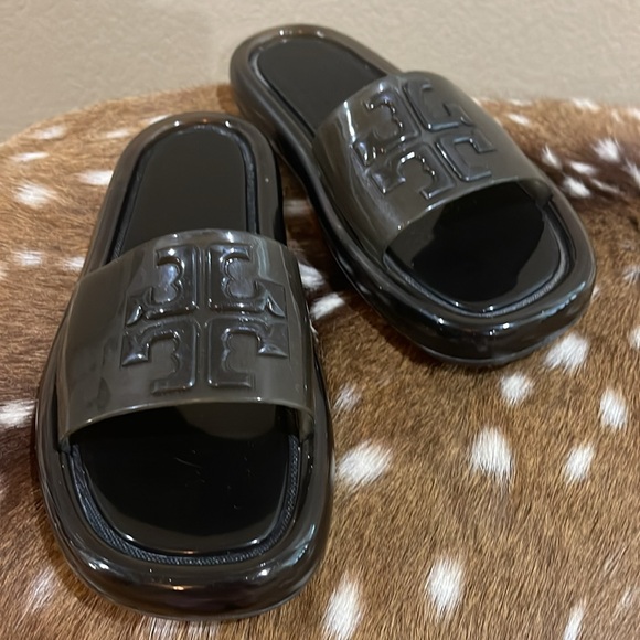 Tory Burch jellies 8 - Picture 3 of 3